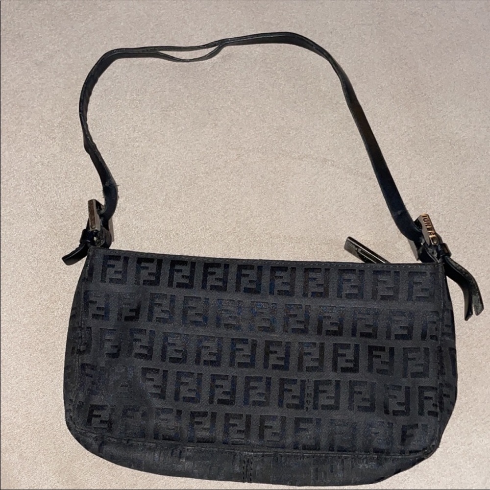 FENDI Vintage Authentic Shoulder Bag